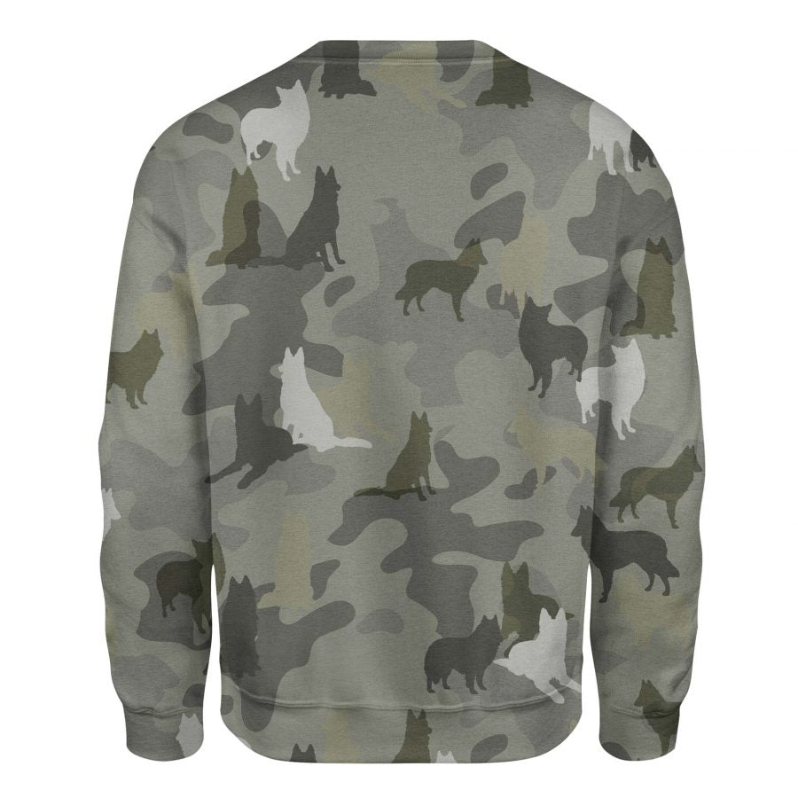 Tervuren Dog - Camo - Premium Sweater