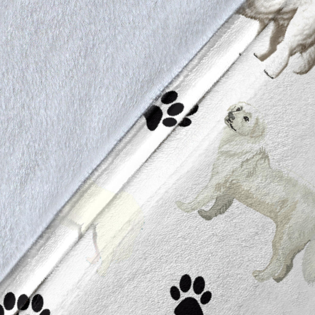 Maremma Sheepdog Paw Blanket