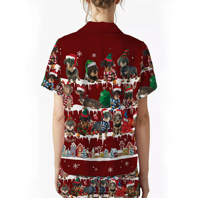 Wirehaired Dachshund Snow Christmas Back