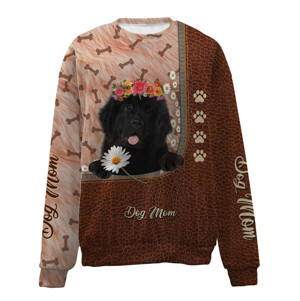 Newfoundland-Dog Mom-Premium Sweater