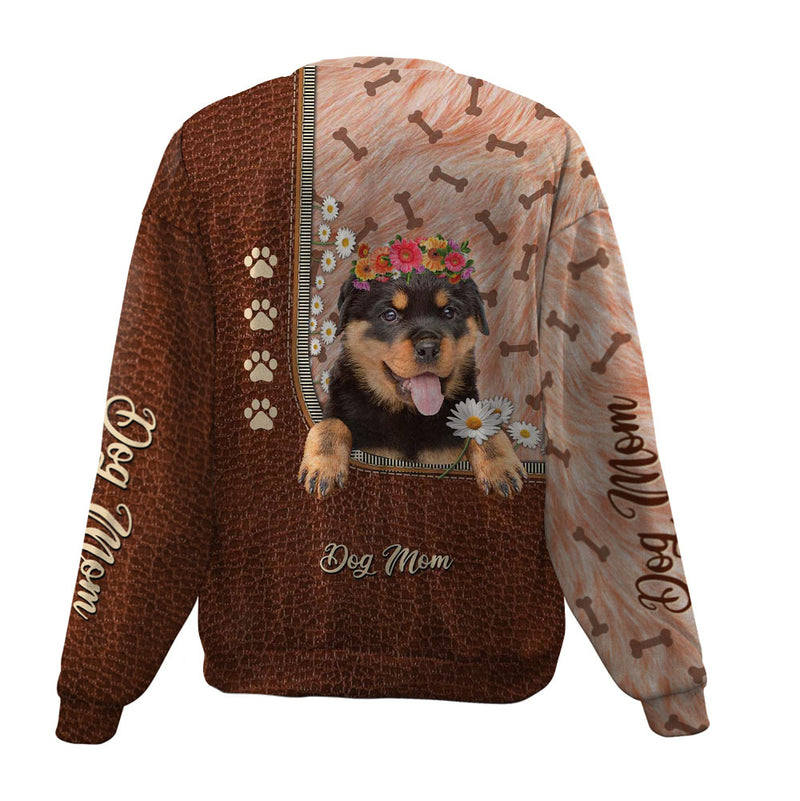 Rottweiler-Dog Mom-Premium Sweater