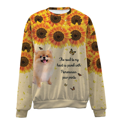 Pomeranian-Flower-Premium Sweater
