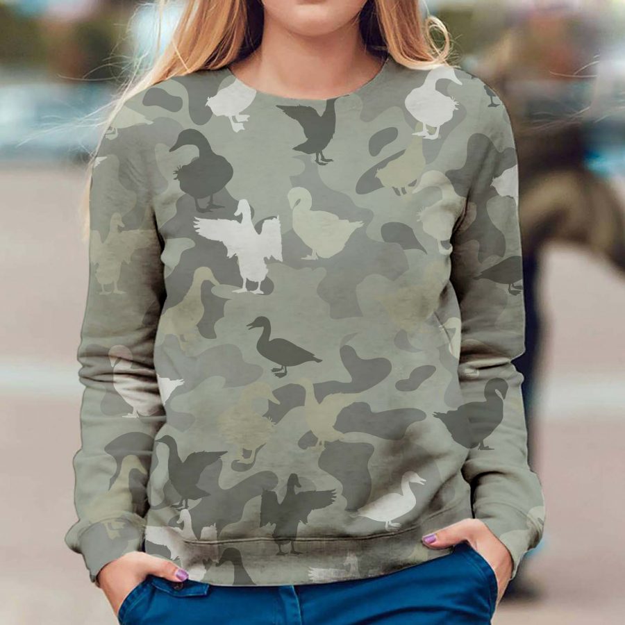 Duck - Camo - Premium Sweater