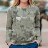 Llama - Camo - Premium Sweater