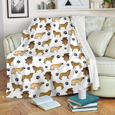 Leonberger Paw Blanket