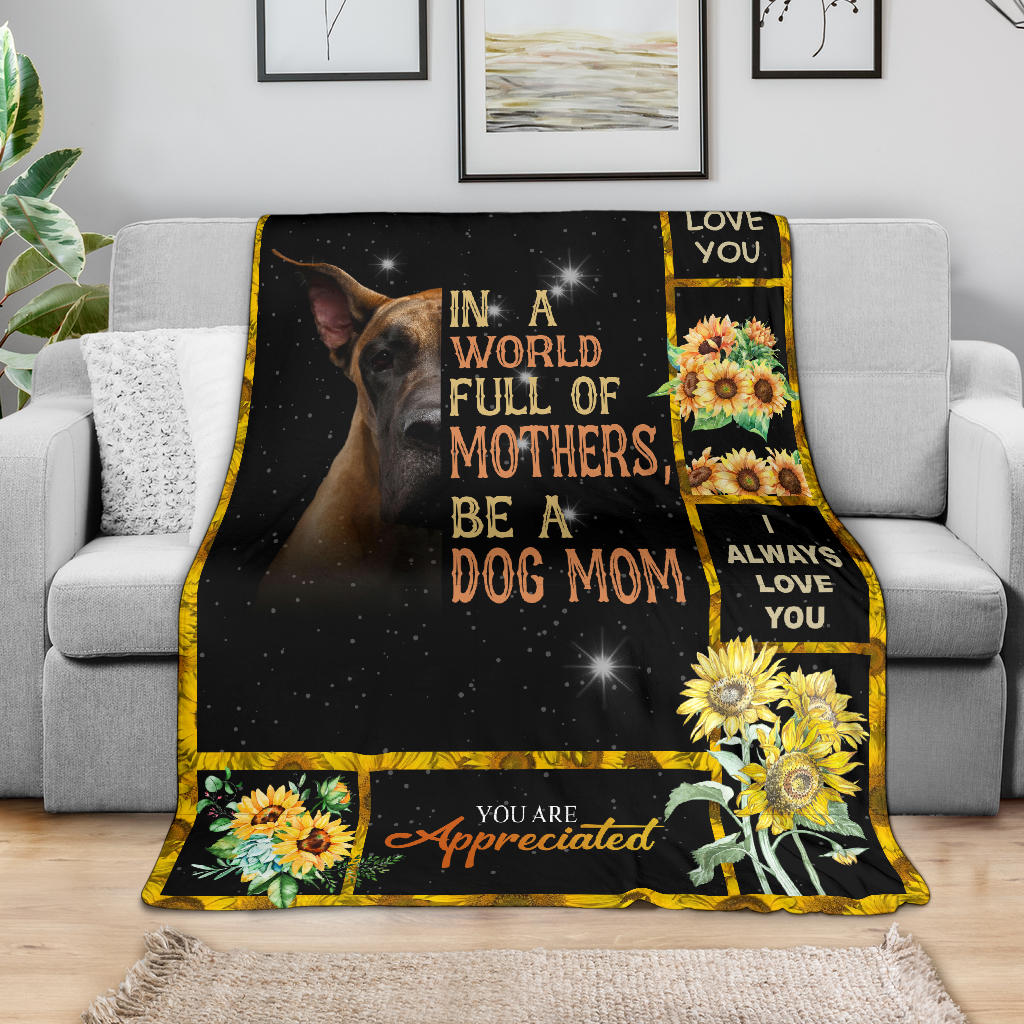 Great Dane-A Dog Mom Blanket
