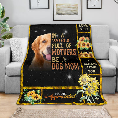 Golden Retriever-A Dog Mom Blanket