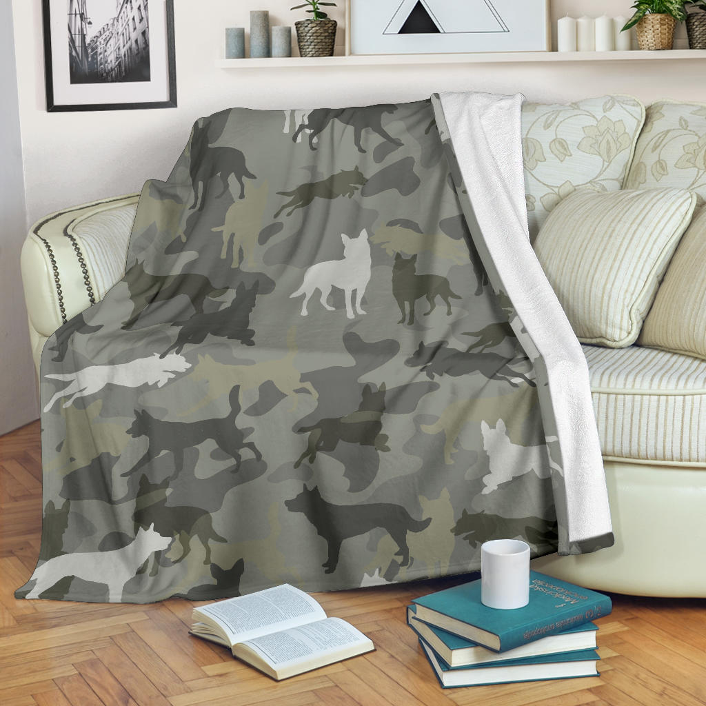 Australian Kelpie Camo Blanket