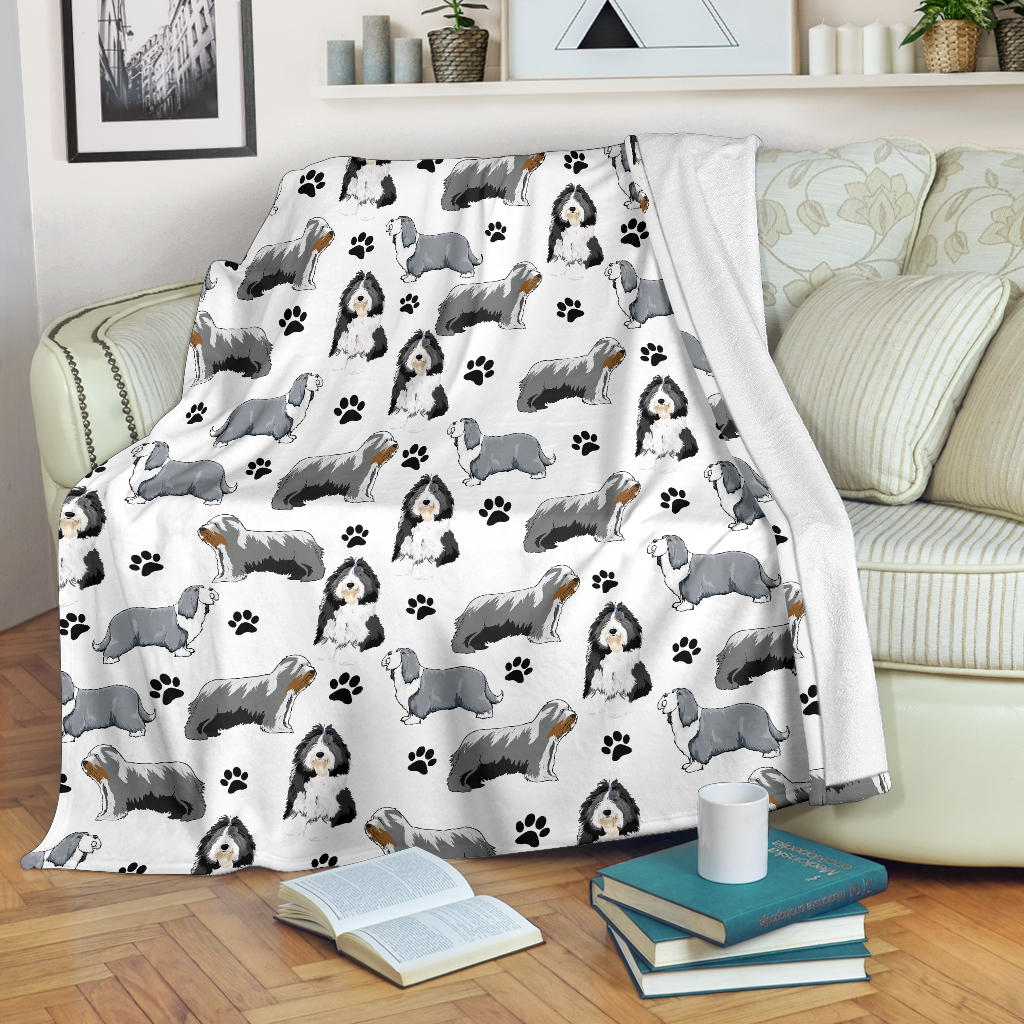 Bearded Collie Paw Blanket