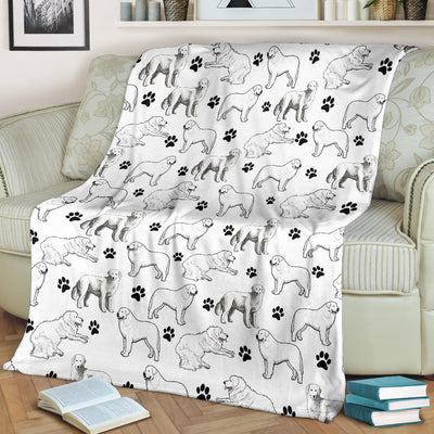 Kuvasz Paw Blanket