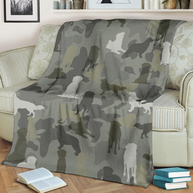 Nova Scotia Duck Tolling Retriever Camo Blanket