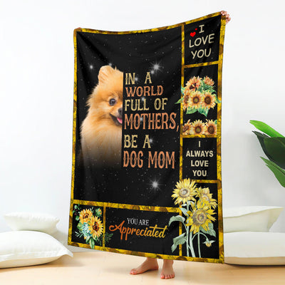 Pomeranian-A Dog Mom Blanket