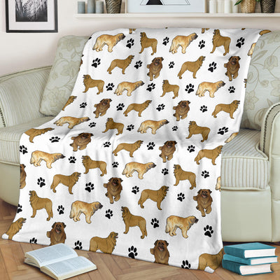 Leonberger Paw Blanket