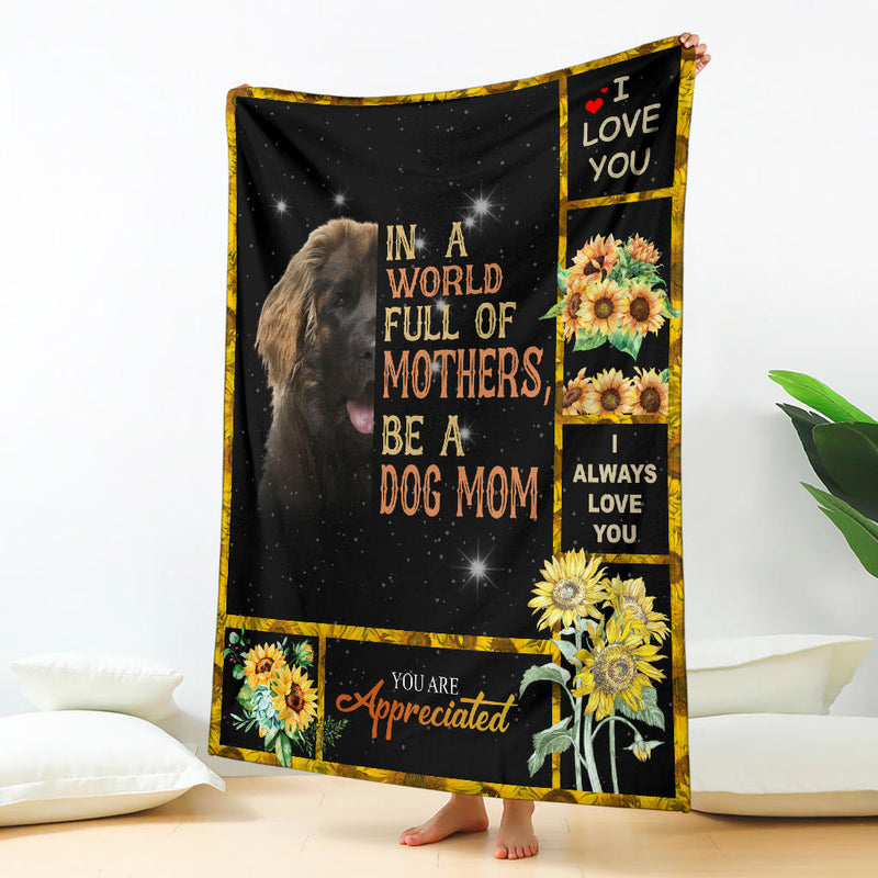Leonberger-A Dog Mom Blanket