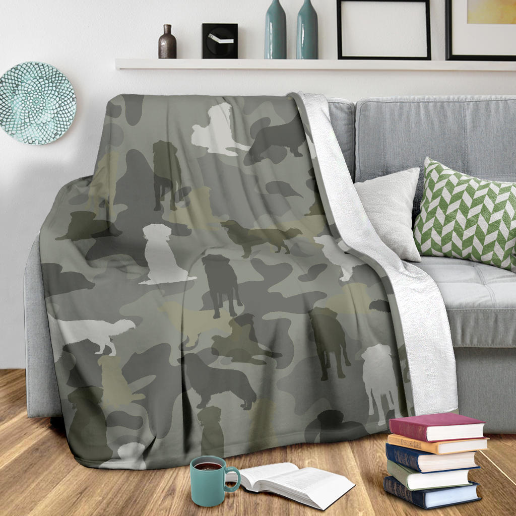 Nova Scotia Duck Tolling Retriever Camo Blanket