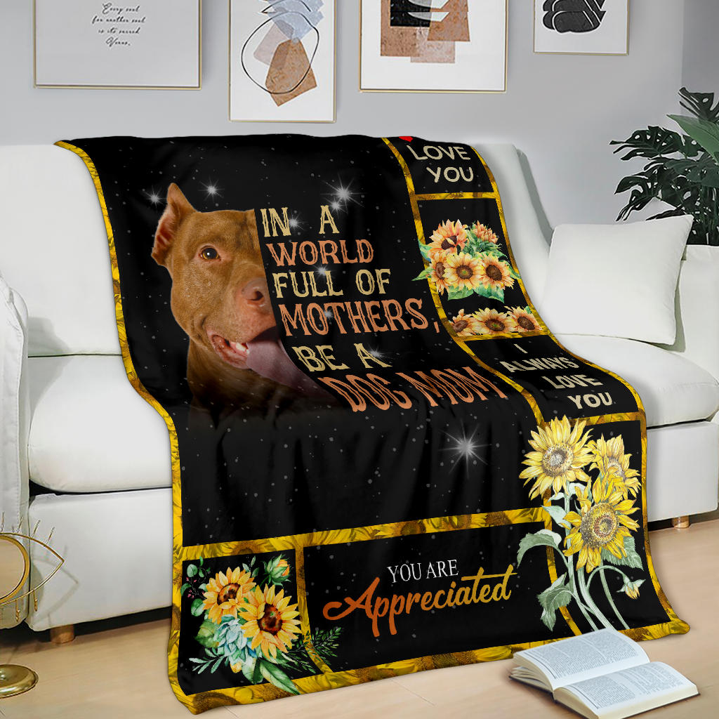 American Pit Bull Terrier-A Dog Mom Blanket