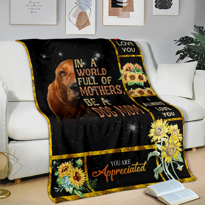 Basset Hound-A Dog Mom Blanket