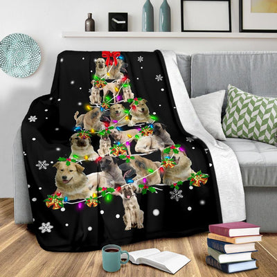 Anatolian Shepherd Christmas Tree