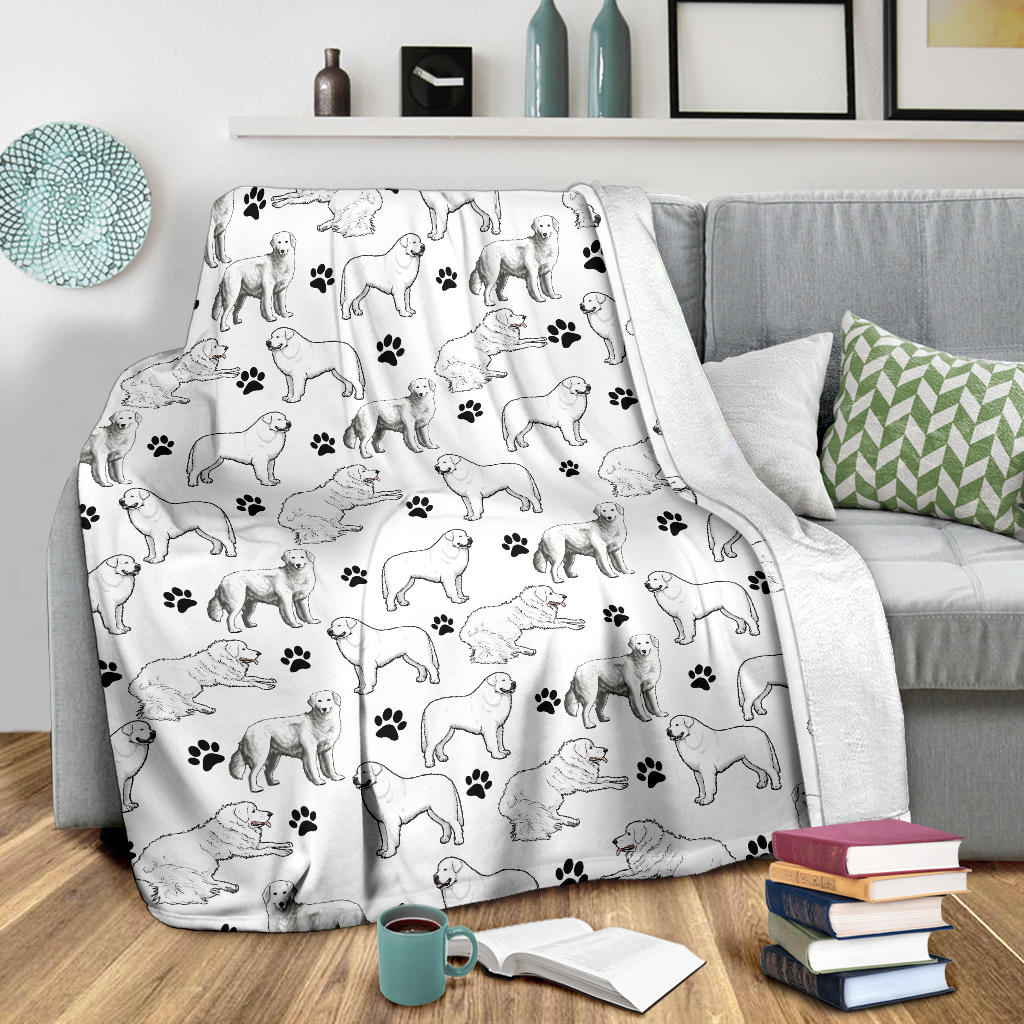Kuvasz Paw Blanket