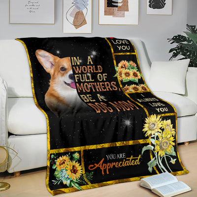 Welsh Corgi-A Dog Mom Blanket