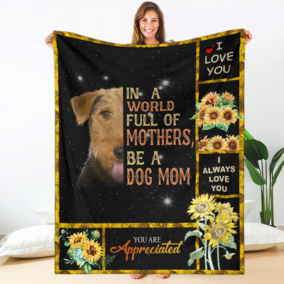 Airedale Terrier-A Dog Mom Blanket