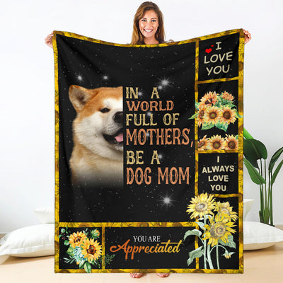 Akita-A Dog Mom Blanket