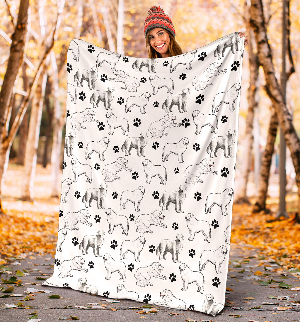 Kuvasz Paw Blanket