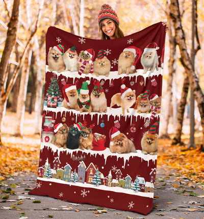 Pomeranian Snow Christmas Blanket