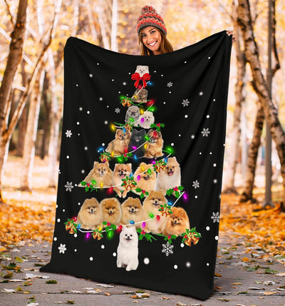 Pomeranian Christmas Tree Blanket