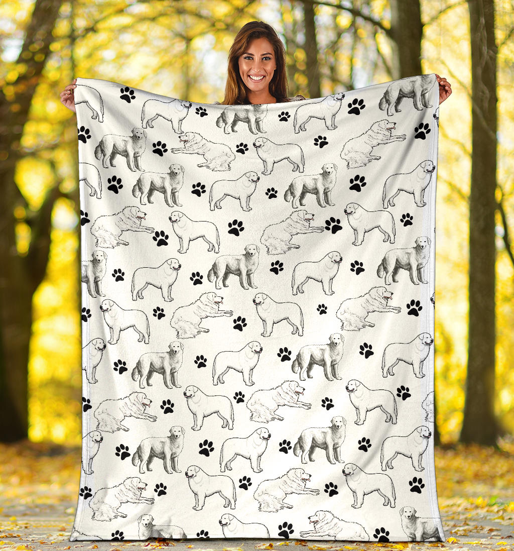 Kuvasz Paw Blanket