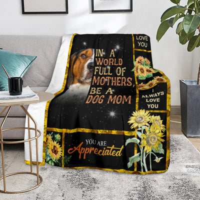 Treeing Walker Coonhound-A Dog Mom Blanket