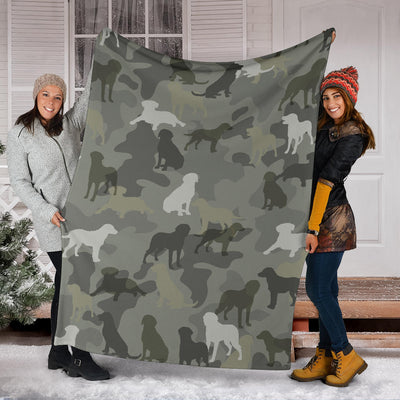 Chesapeake Bay Retriever Camo Blanket