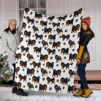 Tibetan Mastiff Paw Blanket