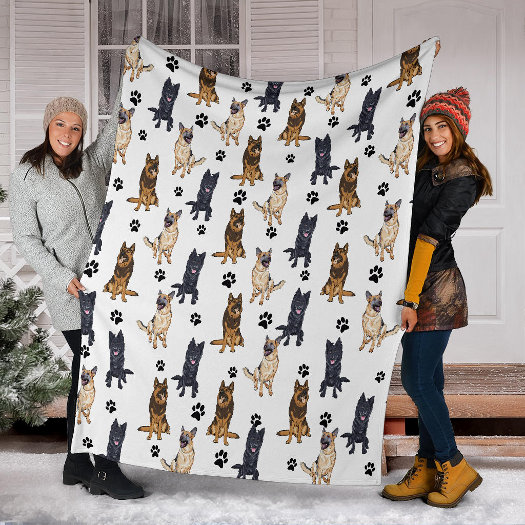 Malinois Paw Blanket