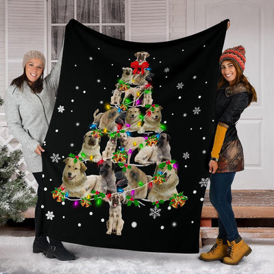 Anatolian Shepherd Christmas Tree